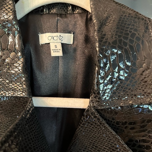 Fun pleather jacket - Picture 3 of 3